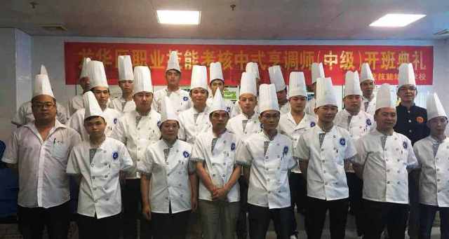 1596672815233664.jpg 440a05c1-c5d6-43d9-99f2-37fb5be7715f.jpg